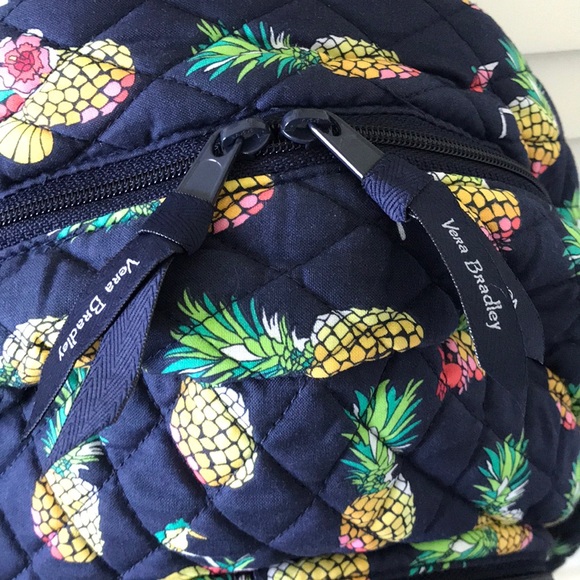 Vera Bradley Toucan Party Pineapple 